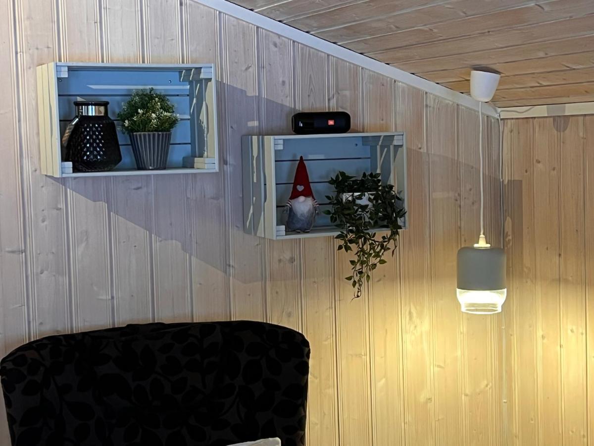Vennebo - Koselig Liten Hytte Med Alle Fasiliteter 奥尔 外观 照片